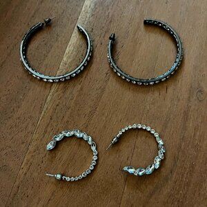 ❤️ 2 pair hoop earrings ❤️